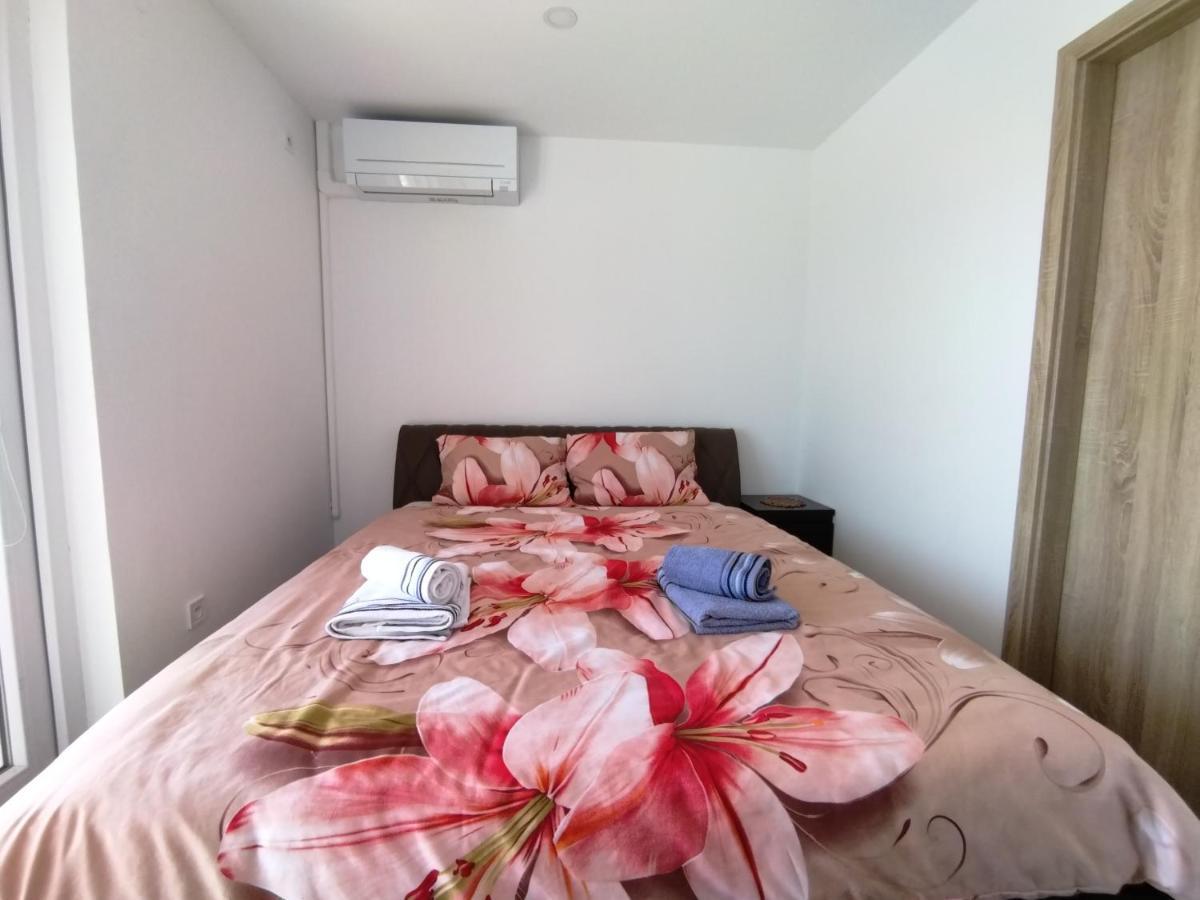Vila Zdenka Apartmants Crikvenica Ngoại thất bức ảnh